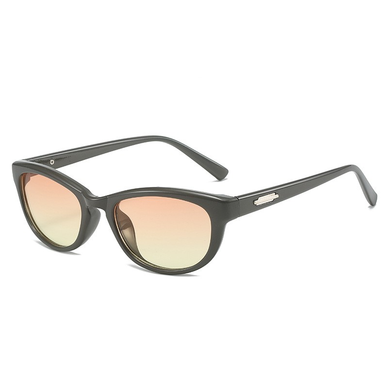 Trendy Retro Small Frame Black Sunglasses for Women - UV Protection, European American Style, Chic Fashion Accessory Trendy Retro Small Frame Black Sunglasses for Women - UV Protection, European American Style, Chic Fashion Accessory