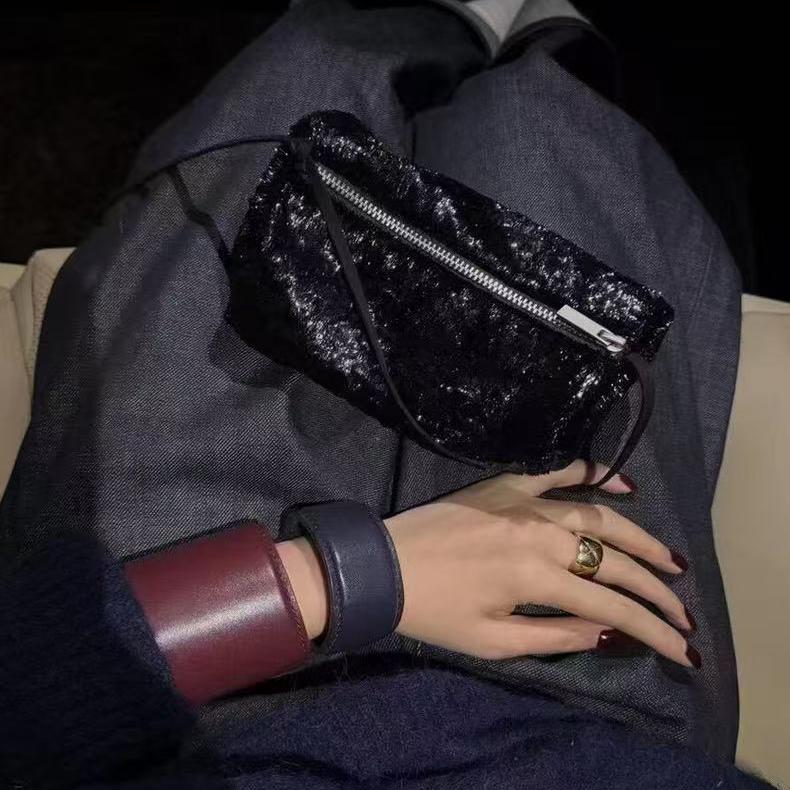 Trendy Shiny Cylindrical Shoulder Crossbody Bag for Women - Versatile Fashion Accessory, New Arrival Trendy Shiny Cylindrical Shoulder Crossbody Bag for Women - Versatile Fashion Accessory, New Arrival