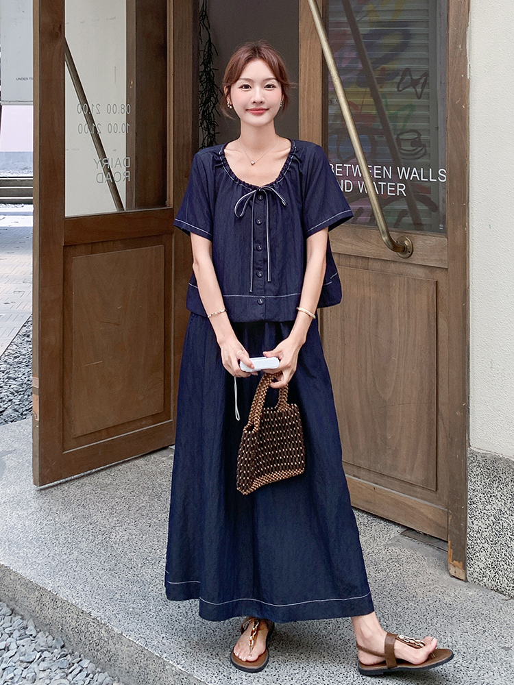 Trendy Summer Denim Two-Piece Set for Women - Light Mature Style Short Sleeve Top & Wide-Leg Pants Outfit Trendy Summer Denim Two-Piece Set for Women - Light Mature Style Short Sleeve Top & Wide-Leg Pants Outfit