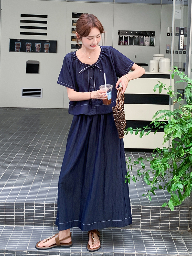 Trendy Summer Denim Two-Piece Set for Women - Light Mature Style Short Sleeve Top & Wide-Leg Pants Outfit