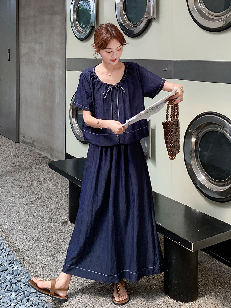 Trendy Summer Denim Two-Piece Set for Women - Light Mature Style Short Sleeve Top & Wide-Leg Pants Outfit Trendy Summer Denim Two-Piece Set for Women - Light Mature Style Short Sleeve Top & Wide-Leg Pants Outfit