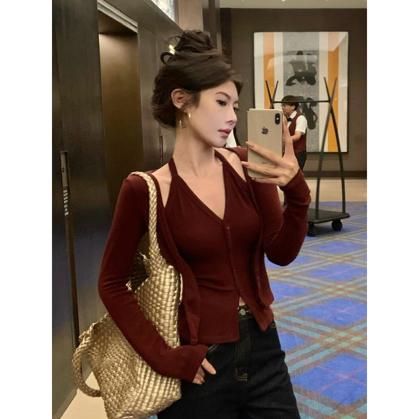 Trendy Two-Piece Style Faux Layered Shirt for Women - K-Pop Inspired Autumn Winter Jazz Top for Music Festivals Trendy Two-Piece Style Faux Layered Shirt for Women - K-Pop Inspired Autumn Winter Jazz Top for Music Festivals