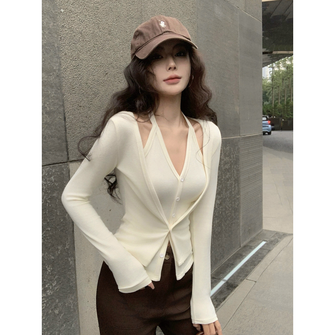 Trendy Two-Piece Style Faux Layered Shirt for Women - K-Pop Inspired Autumn Winter Jazz Top for Music Festivals Trendy Two-Piece Style Faux Layered Shirt for Women - K-Pop Inspired Autumn Winter Jazz Top for Music Festivals