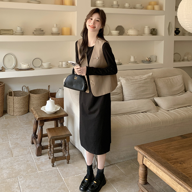 Trendy Two-Piece Vest Suit Dress Set for Women - Early Spring 2025 Style, Chic and Fashionable Outfit