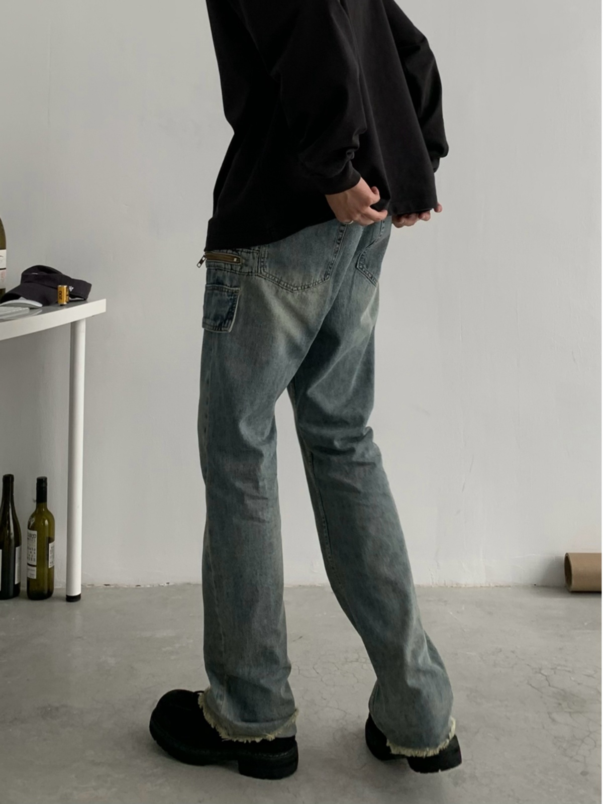 Trendy Vintage High Street Men's Distressed Micro Flared Jeans - American Style Washed Long Pants Trendy Vintage High Street Men's Distressed Micro Flared Jeans - American Style Washed Long Pants