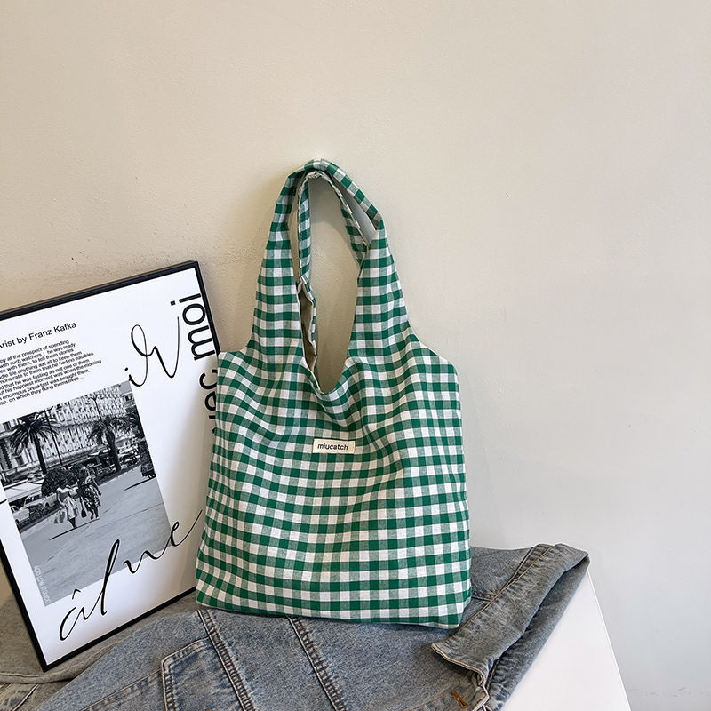 Trendy Women's 2025 Korean Style Large Capacity Woolen Tote Bag for Class and Casual Shopping Trendy Women's 2025 Korean Style Large Capacity Woolen Tote Bag for Class and Casual Shopping