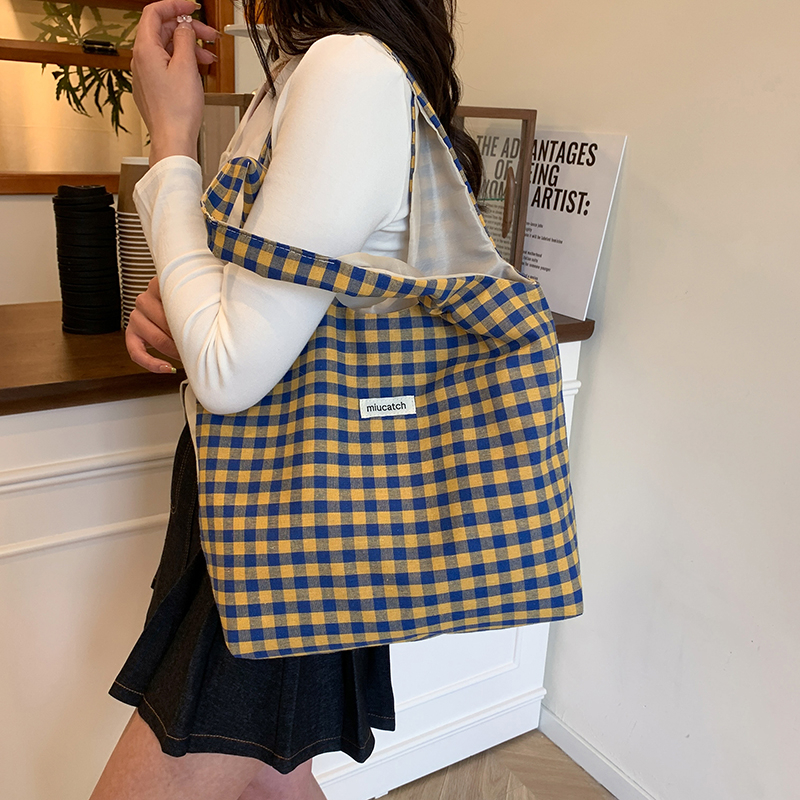 Trendy Women's 2025 Korean Style Large Capacity Woolen Tote Bag for Class and Casual Shopping Trendy Women's 2025 Korean Style Large Capacity Woolen Tote Bag for Class and Casual Shopping