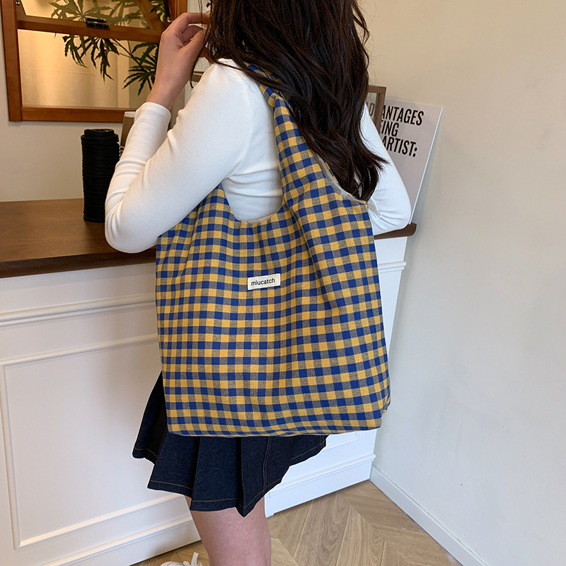 Trendy Women's 2025 Korean Style Large Capacity Woolen Tote Bag for Class and Casual Shopping Trendy Women's 2025 Korean Style Large Capacity Woolen Tote Bag for Class and Casual Shopping