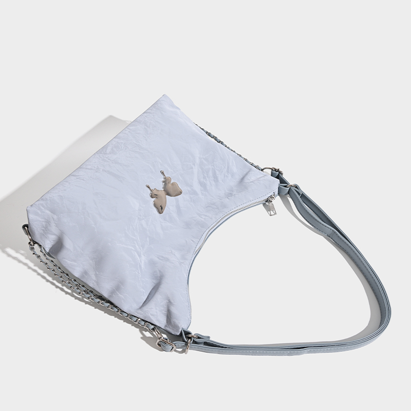 Trendy Women's Large-Capacity Backpack with Chain Shoulder Tote - 2025 Fashionable Multifunctional Style Trendy Women's Large-Capacity Backpack with Chain Shoulder Tote - 2025 Fashionable Multifunctional Style