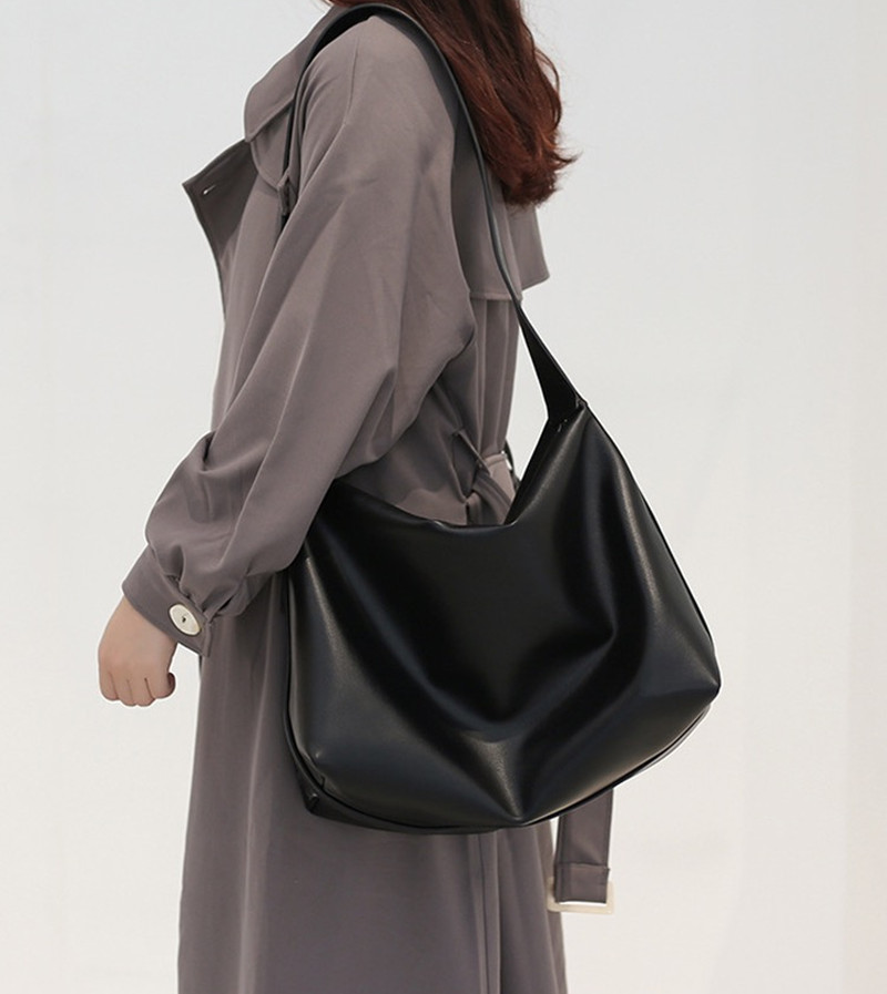 Trendy Women's Large Capacity Casual Shoulder Tote Bag - High-Quality Soft Surface for Commuting and Everyday Use Trendy Women's Large Capacity Casual Shoulder Tote Bag - High-Quality Soft Surface for Commuting and Everyday Use