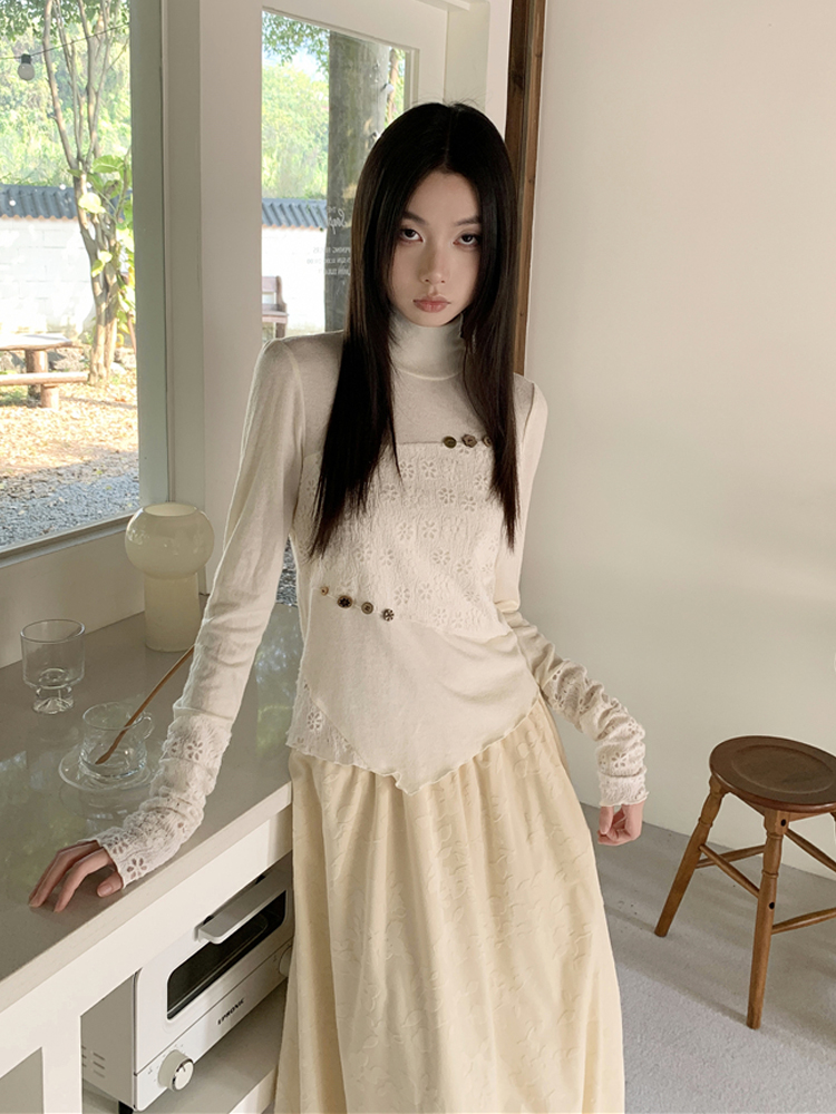 Trendy Women's Long Sleeve Top 2025 Spring White Textured Spliced Versatile Base Layer for Effortless Style