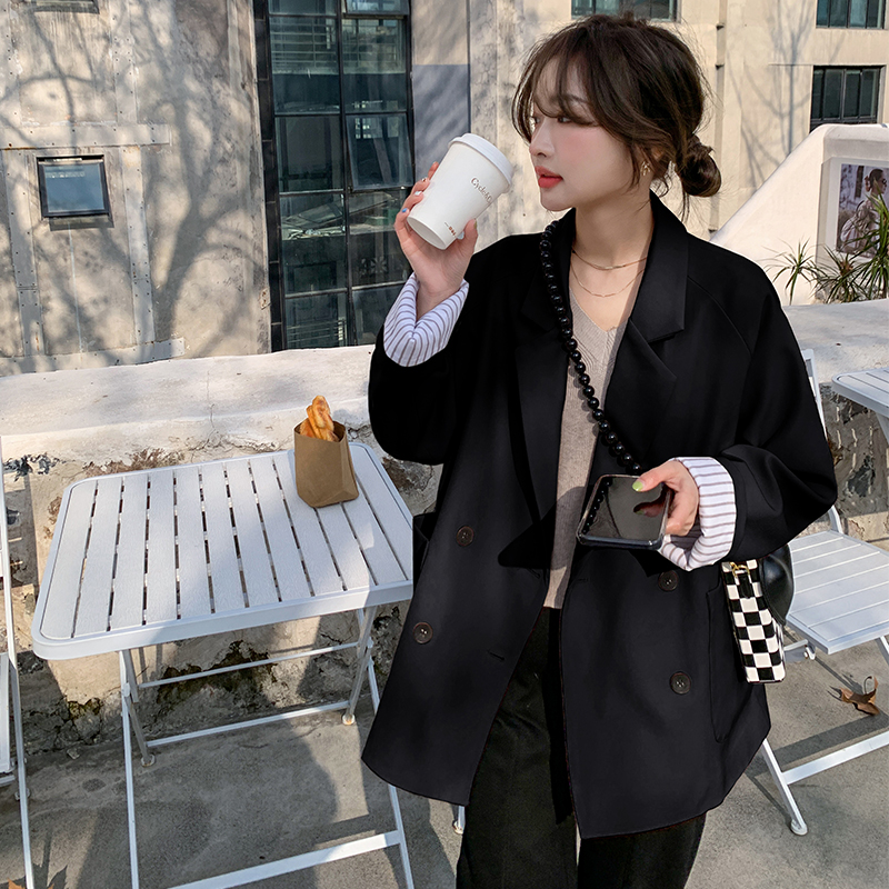 Trendy Women's Loose Blazer - High-End Casual Suit for Spring & Autumn 2025, Stylish Professional Outerwear Trendy Women's Loose Blazer - High-End Casual Suit for Spring & Autumn 2025, Stylish Professional Outerwear