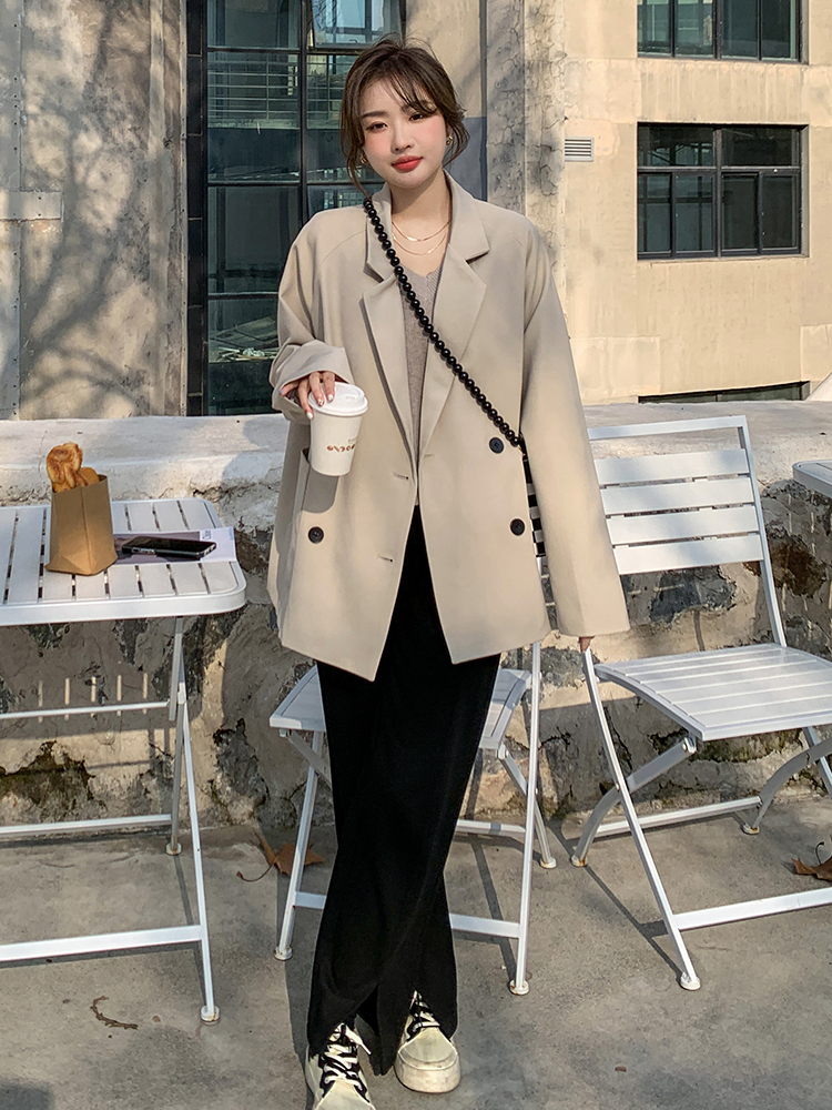 Trendy Women's Loose Blazer - High-End Casual Suit for Spring & Autumn 2025, Stylish Professional Outerwear Trendy Women's Loose Blazer - High-End Casual Suit for Spring & Autumn 2025, Stylish Professional Outerwear