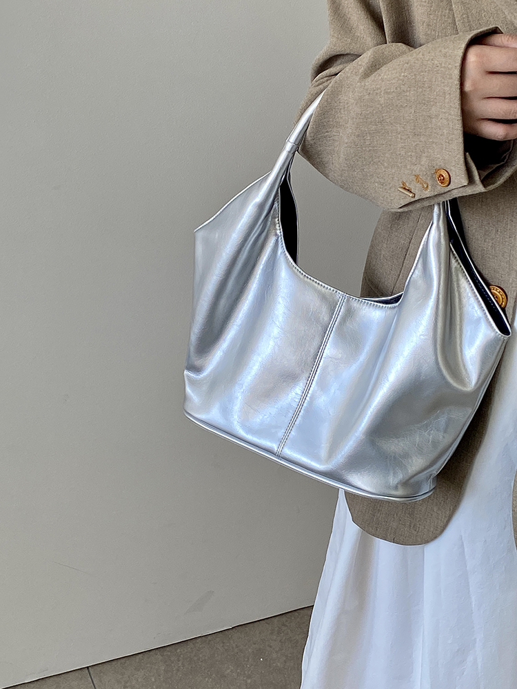 Trendy Women's Tote Bag 2025 - Large Capacity Versatile Underarm Shoulder Bag with Niche Design