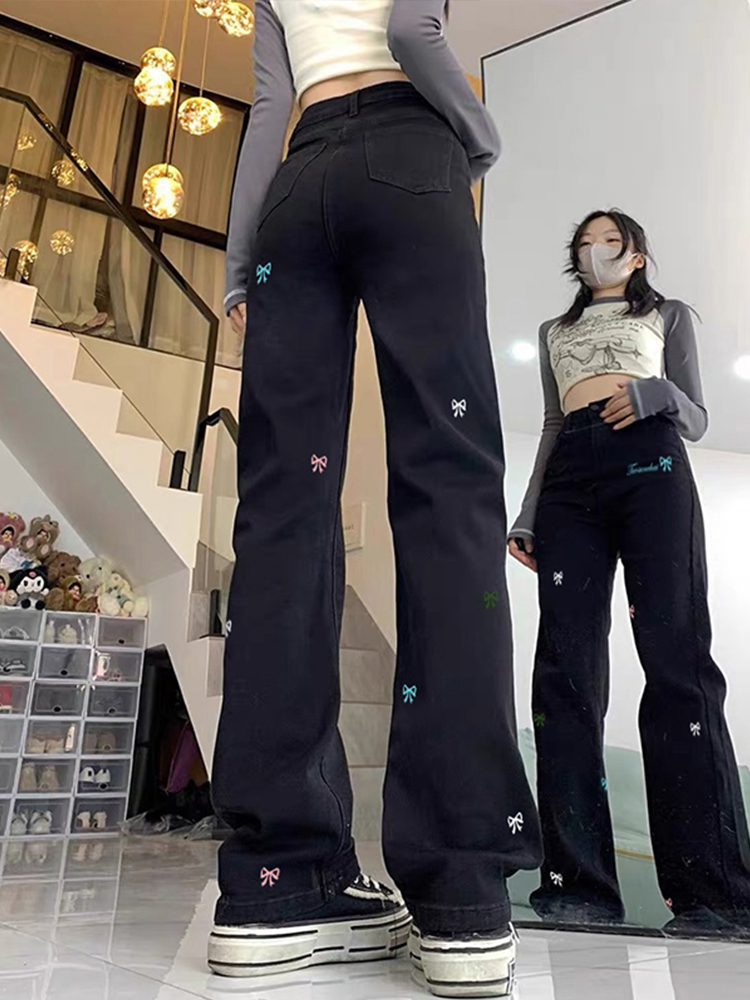 Trendy Women's White High-Waisted Wide-Leg Jeans - Casual American High Street Style, Versatile Slim-Fit Floor-Length Design Trendy Women's White High-Waisted Wide-Leg Jeans - Casual American High Street Style, Versatile Slim-Fit Floor-Length Design