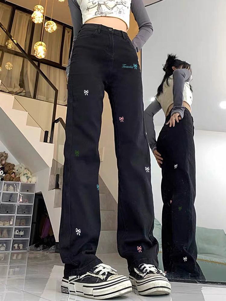 Trendy Women's White High-Waisted Wide-Leg Jeans - Casual American High Street Style, Versatile Slim-Fit Floor-Length Design Trendy Women's White High-Waisted Wide-Leg Jeans - Casual American High Street Style, Versatile Slim-Fit Floor-Length Design