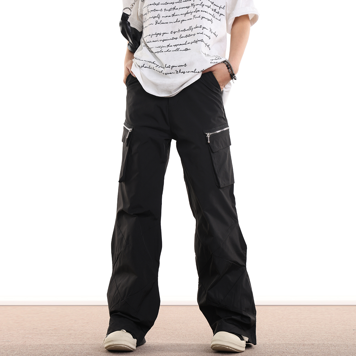 Trendy Workwear Wide-Leg Functional Streetwear Pants with Zip Pockets for Men and Women - Hip-Hop Style, Urban Fashion Trendy Workwear Wide-Leg Functional Streetwear Pants with Zip Pockets for Men and Women - Hip-Hop Style, Urban Fashion