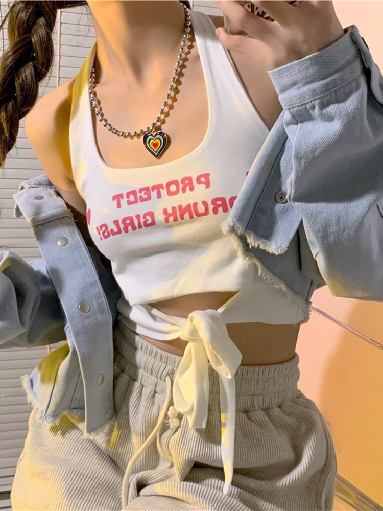 Trendy Y2K Jazz Dance Crop Top with Halter Neck Design for Music Festivals - Perfect Dance Outfit for Stylish Girls Trendy Y2K Jazz Dance Crop Top with Halter Neck Design for Music Festivals - Perfect Dance Outfit for Stylish Girls