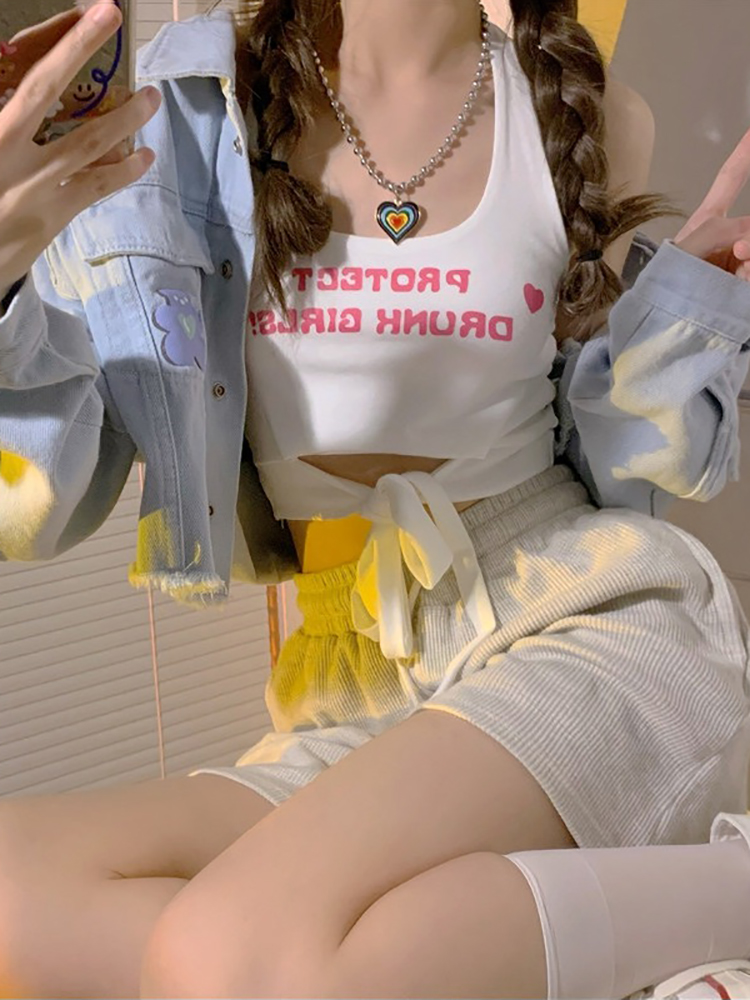 Trendy Y2K Jazz Dance Crop Top with Halter Neck Design for Music Festivals - Perfect Dance Outfit for Stylish Girls Trendy Y2K Jazz Dance Crop Top with Halter Neck Design for Music Festivals - Perfect Dance Outfit for Stylish Girls