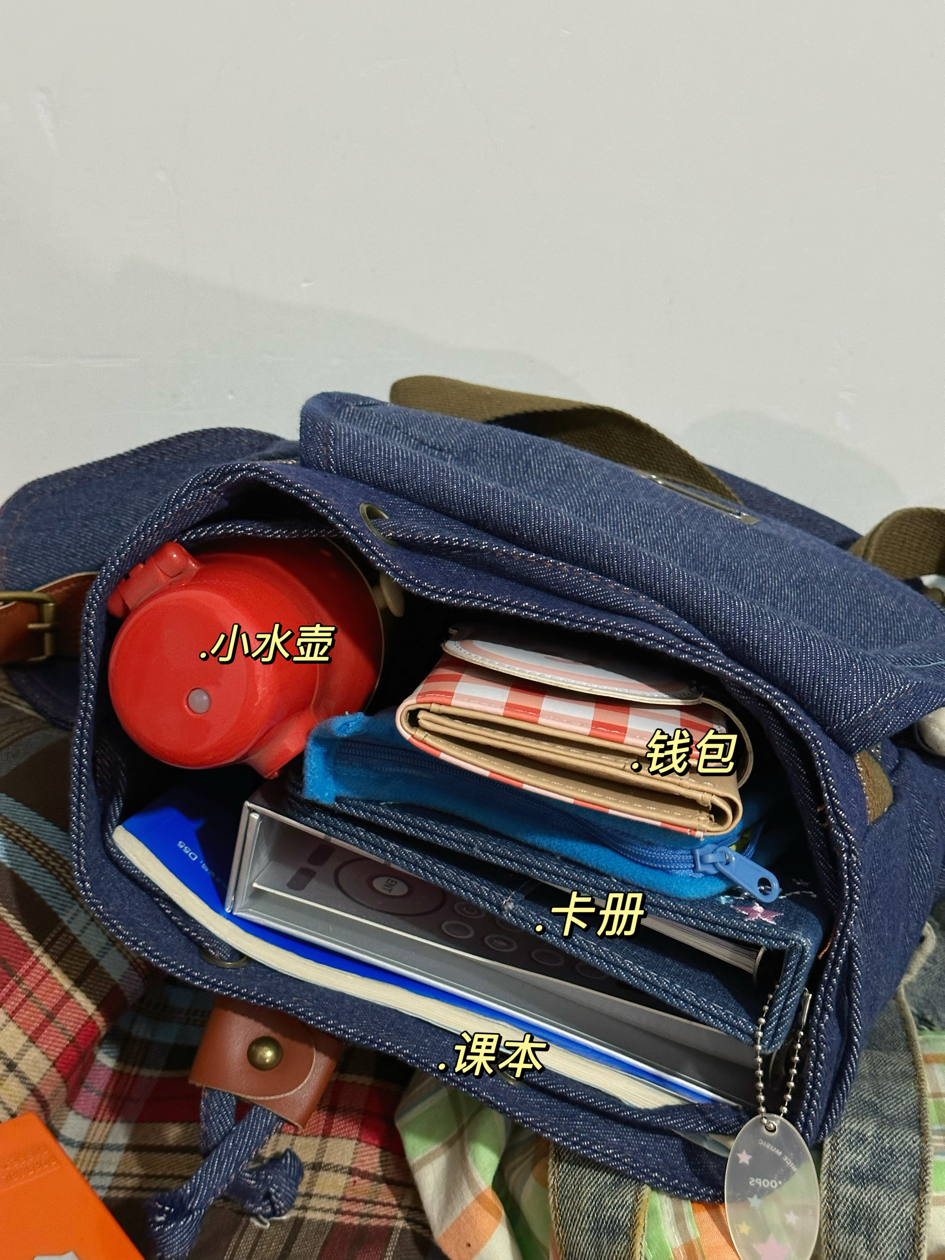 Trendy Y2K Large-Capacity Denim Backpack for Women, Stylish Retro Bag, Versatile Fashion Backpack Trendy Y2K Large-Capacity Denim Backpack for Women, Stylish Retro Bag, Versatile Fashion Backpack