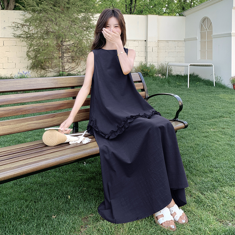 Trendy Yellow Sleeveless Vest and Skirt Set for Women - Summer Vacation Style, Two-Piece Dress Outfit Trendy Yellow Sleeveless Vest and Skirt Set for Women - Summer Vacation Style, Two-Piece Dress Outfit