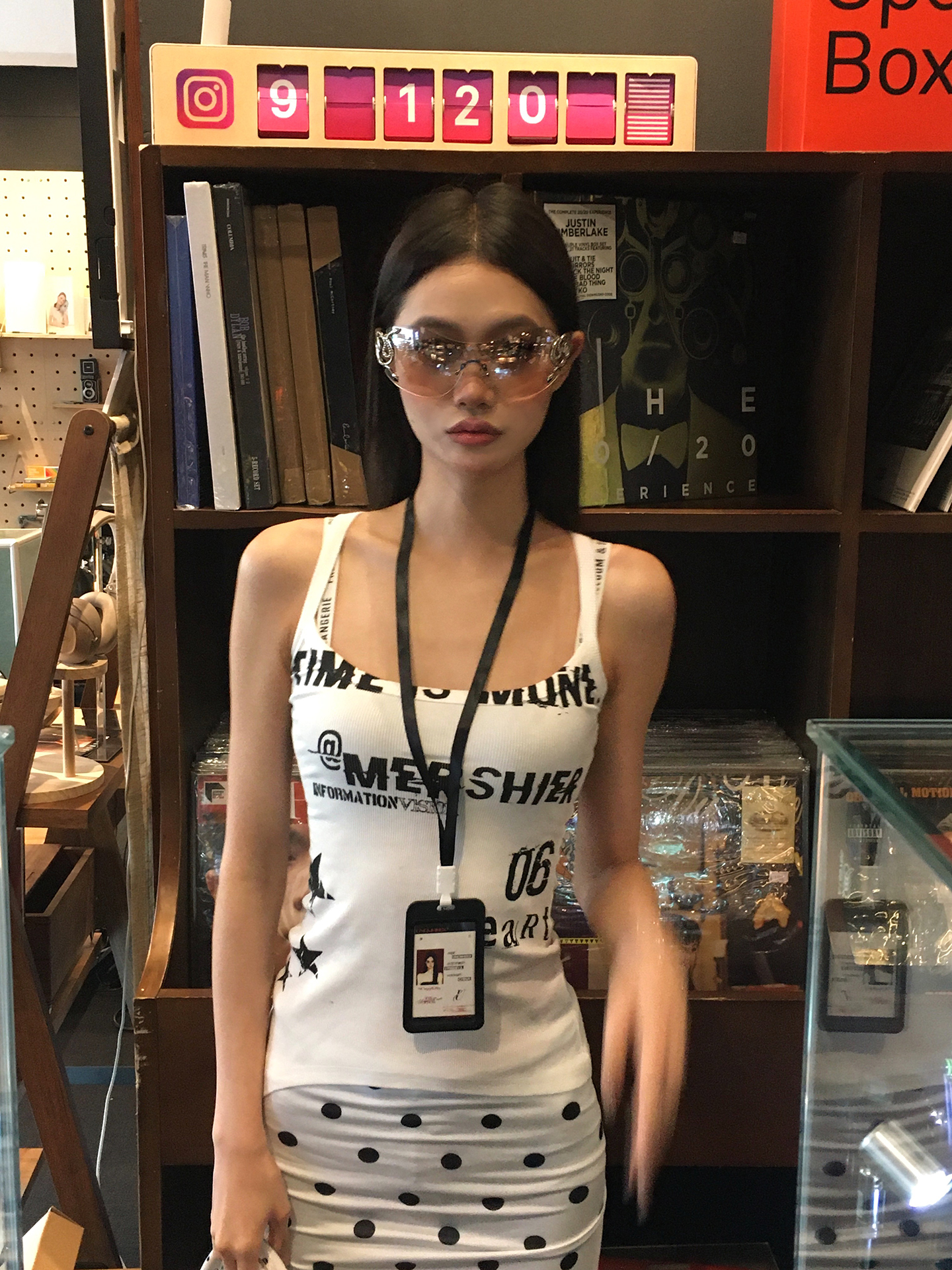 U-Neck Letter Print Cami Tank Top - Versatile Fashion Street Style with Beautiful Back Design