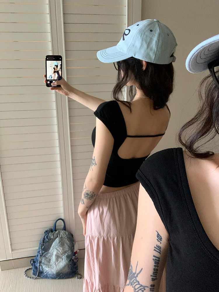 U-Neck Shoulder-Baring Back Tank Top with Chest Pads - Slim-Fit Women's Spicy Girl Inner Top in American Style, 2025 Fashion