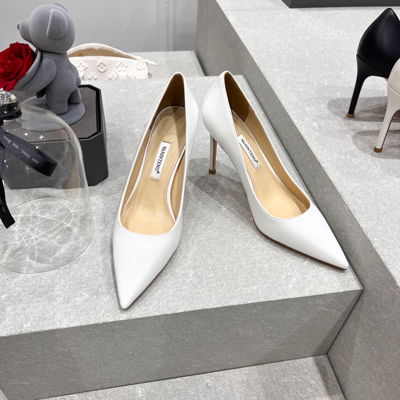 Ultra-High Heel Pointed Toe White Patent Leather Stiletto Slip-On Office Shoes for Women - Autumn Fashion Essential Ultra-High Heel Pointed Toe White Patent Leather Stiletto Slip-On Office Shoes for Women - Autumn Fashion Essential