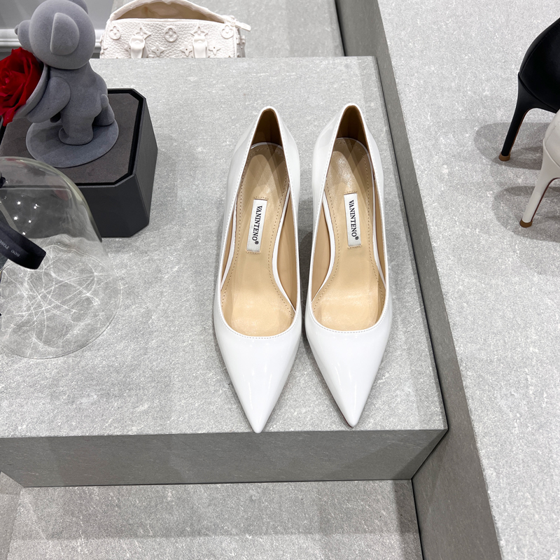 Ultra-High Heel Pointed Toe White Patent Leather Stiletto Slip-On Office Shoes for Women - Autumn Fashion Essential Ultra-High Heel Pointed Toe White Patent Leather Stiletto Slip-On Office Shoes for Women - Autumn Fashion Essential