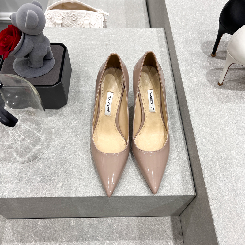 Ultra-High Heel Pointed Toe White Patent Leather Stiletto Slip-On Office Shoes for Women - Autumn Fashion Essential Ultra-High Heel Pointed Toe White Patent Leather Stiletto Slip-On Office Shoes for Women - Autumn Fashion Essential