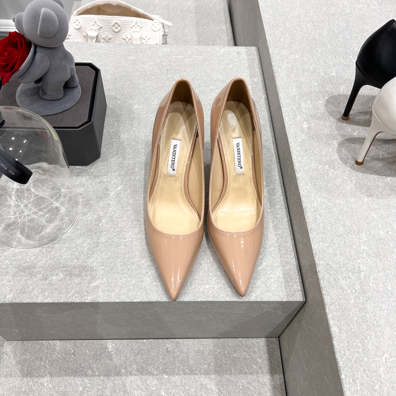 Ultra-High Heel Pointed Toe White Patent Leather Stiletto Slip-On Office Shoes for Women - Autumn Fashion Essential Ultra-High Heel Pointed Toe White Patent Leather Stiletto Slip-On Office Shoes for Women - Autumn Fashion Essential