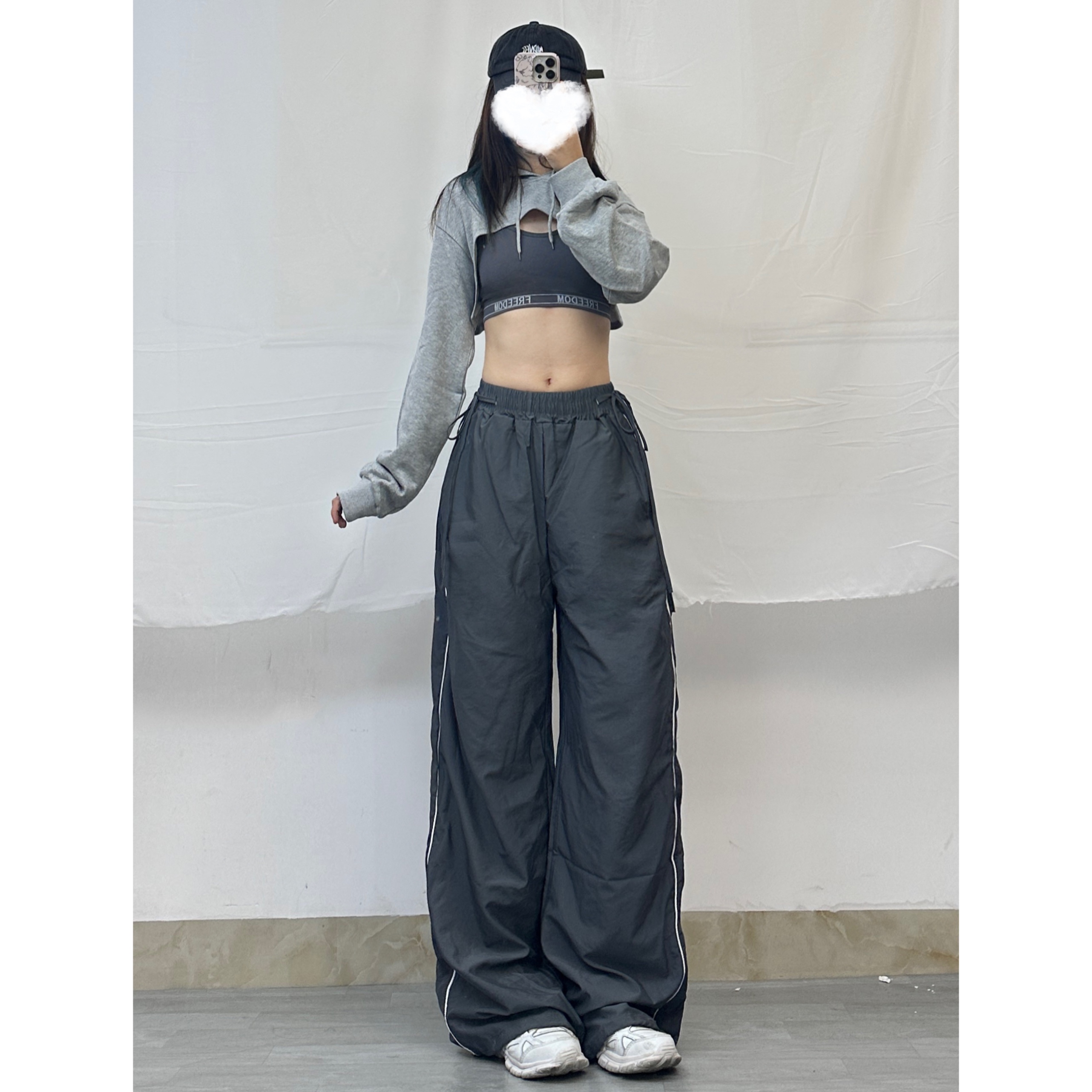 Ultra-Short Spicy Girl Sports Hoodie - Women's 2025 Jazz Dance Top in Trendy Y2K Style Ultra-Short Spicy Girl Sports Hoodie - Women's 2025 Jazz Dance Top in Trendy Y2K Style