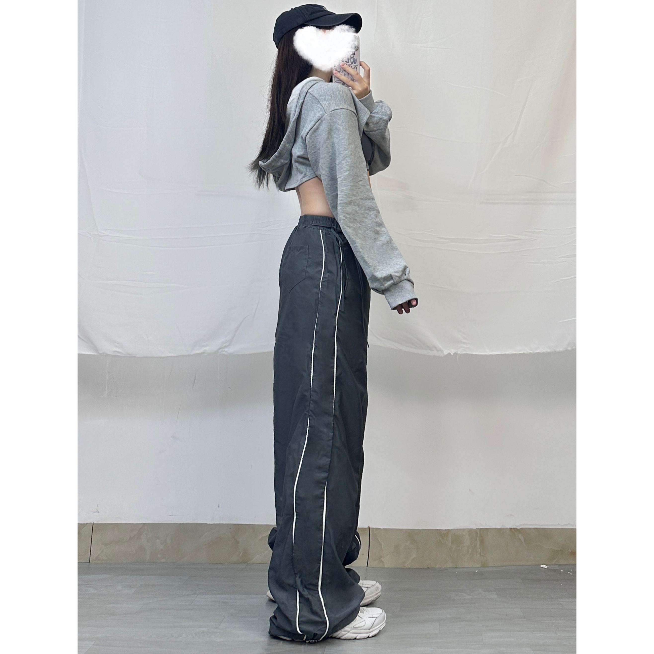 Ultra-Short Spicy Girl Sports Hoodie - Women's 2025 Jazz Dance Top in Trendy Y2K Style Ultra-Short Spicy Girl Sports Hoodie - Women's 2025 Jazz Dance Top in Trendy Y2K Style