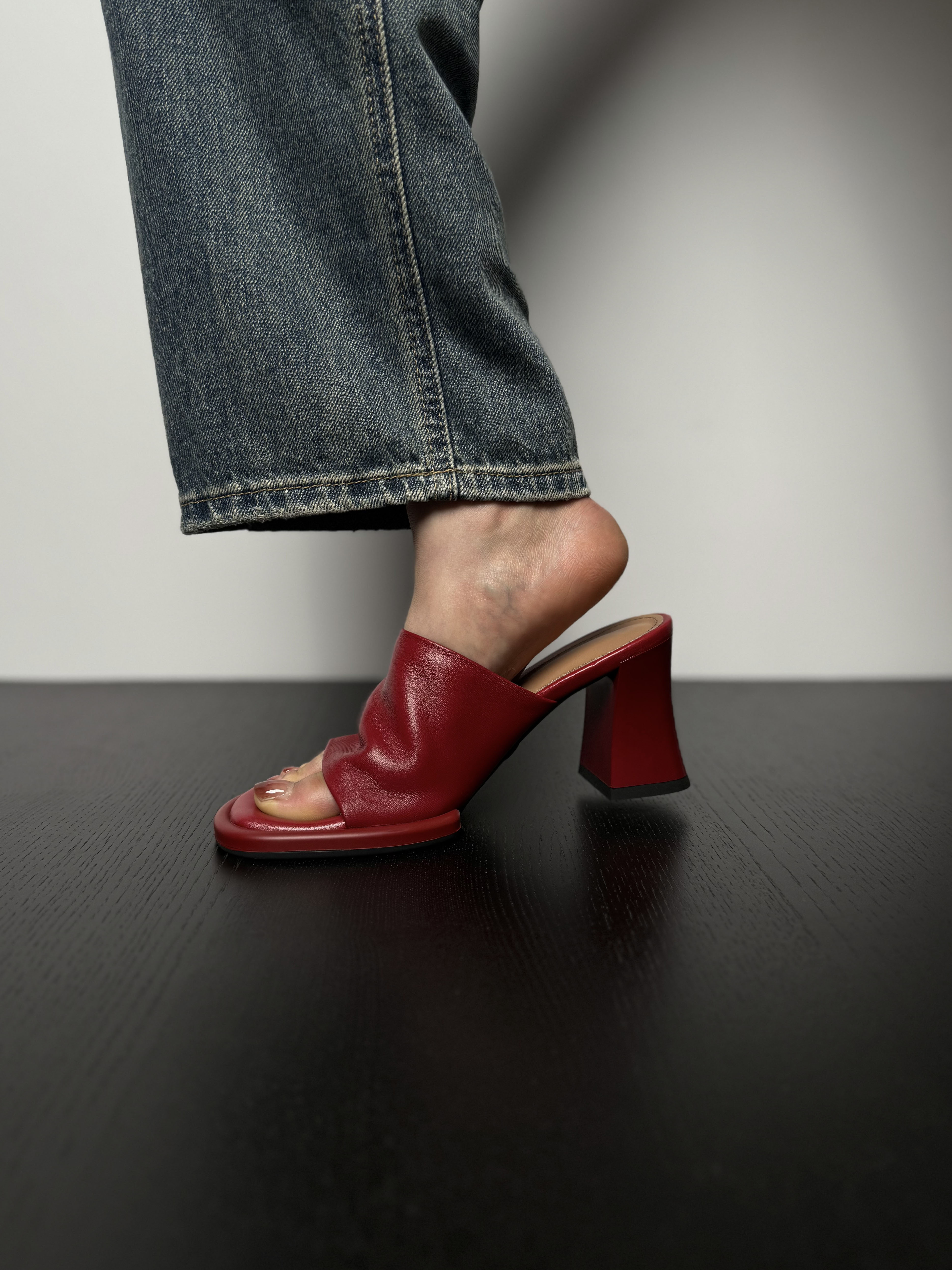 Ultra-Soft Sheepskin One-Strap Sandals for Women - Summer Chunky-Heeled Minimalist Outdoor Footwear