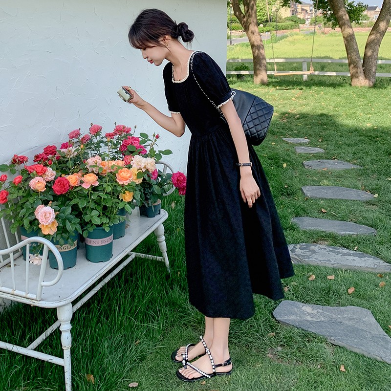 Unique Black Square-Neck Dress for Women - French Style Hepburn-Inspired, Waist-Cinching, Long Summer Dress 2025 Unique Black Square-Neck Dress for Women - French Style Hepburn-Inspired, Waist-Cinching, Long Summer Dress 2025