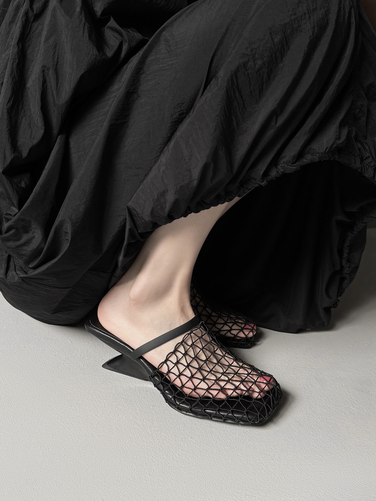 Unique Fishnet Half Slippers with Woven Mesh, Hollow-Out Irregular Heel High-Heeled Outdoor Sandals for Women - Summer Style