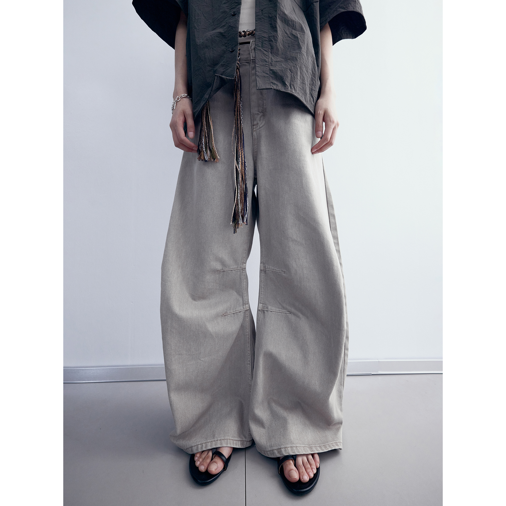 Unisex Deconstructed Loose High Street Jeans - American Retro Washed Curved Blade Design, Trendy Long Pants