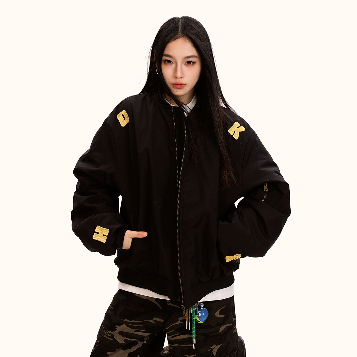 Unisex Ethnic Style Embroidered Padded Baseball Jacket - Vintage American Loose Fit Coat for Autumn Winter Fashion Unisex Ethnic Style Embroidered Padded Baseball Jacket - Vintage American Loose Fit Coat for Autumn Winter Fashion