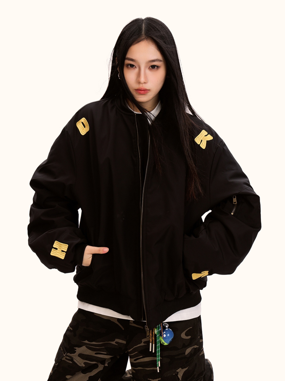 Unisex Ethnic Style Embroidered Padded Baseball Jacket - Vintage American Loose Fit Coat for Autumn Winter Fashion Unisex Ethnic Style Embroidered Padded Baseball Jacket - Vintage American Loose Fit Coat for Autumn Winter Fashion