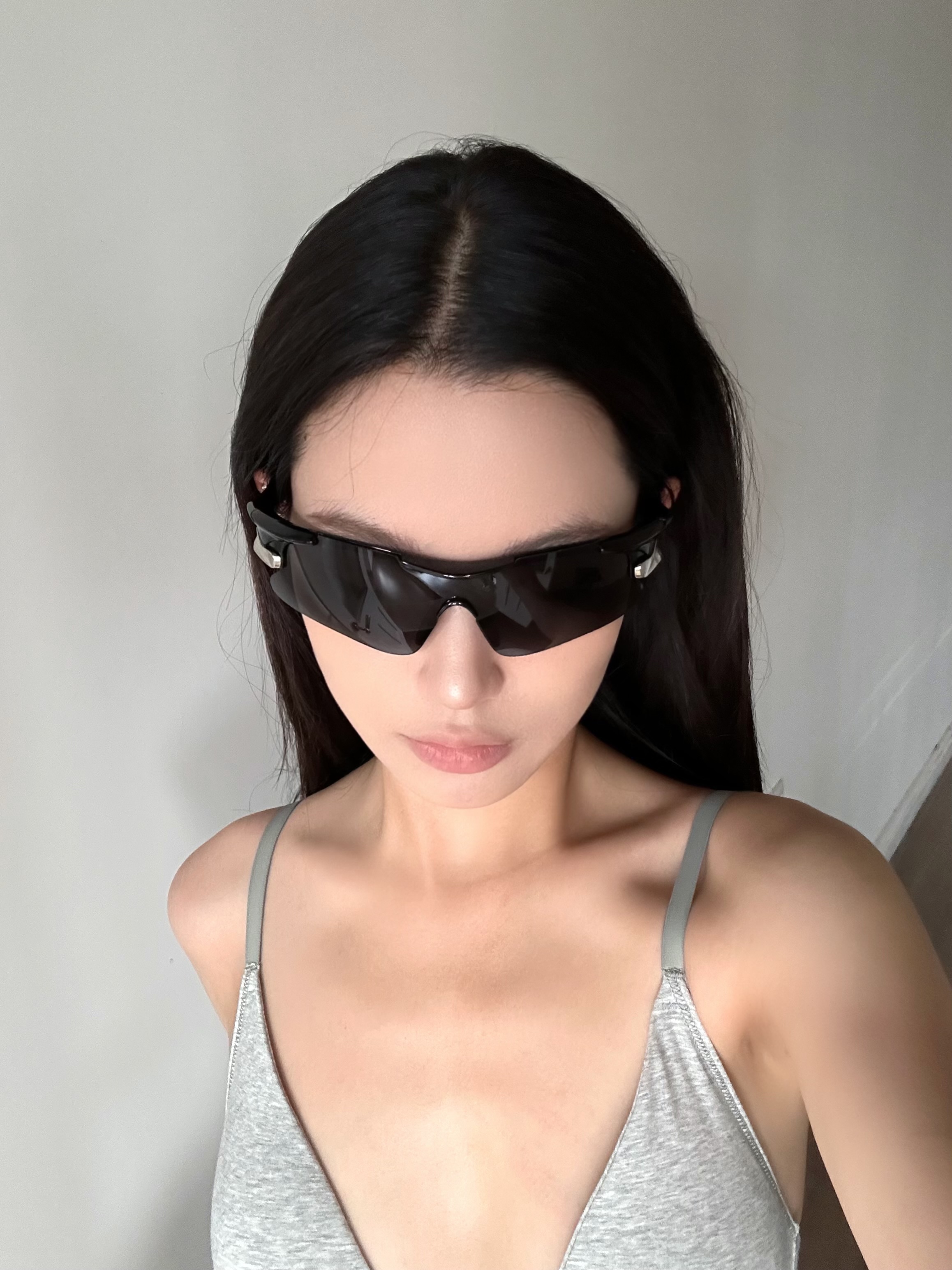 Unisex Outdoor Sports Sunglasses for Cycling - Windproof, UV Protection, European and American Style, Perfect for Active Adventures Unisex Outdoor Sports Sunglasses for Cycling - Windproof, UV Protection, European and American Style, Perfect for Active Adventures