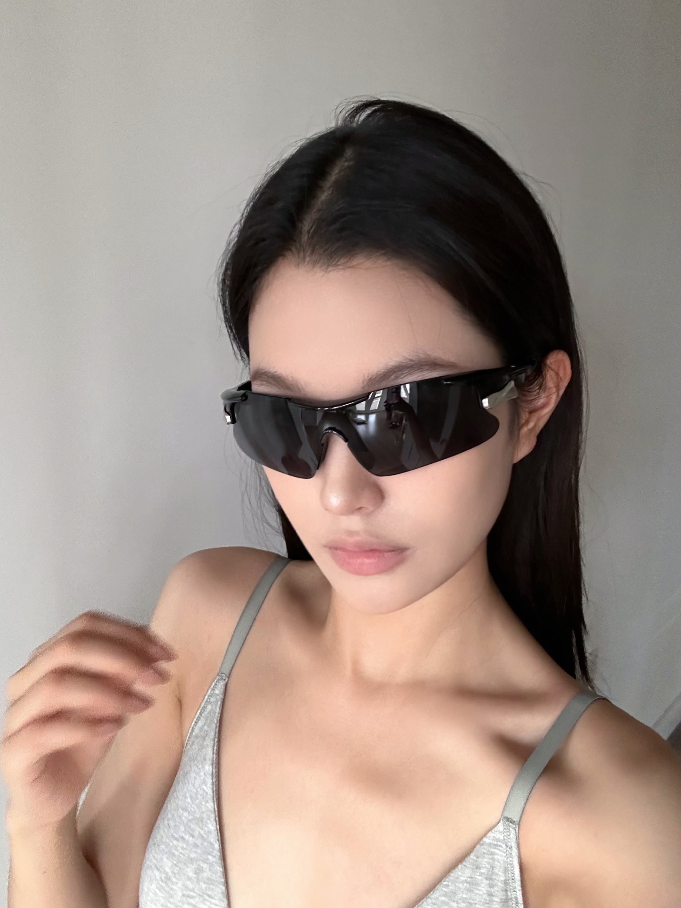 Unisex Outdoor Sports Sunglasses for Cycling - Windproof, UV Protection, European and American Style, Perfect for Active Adventures