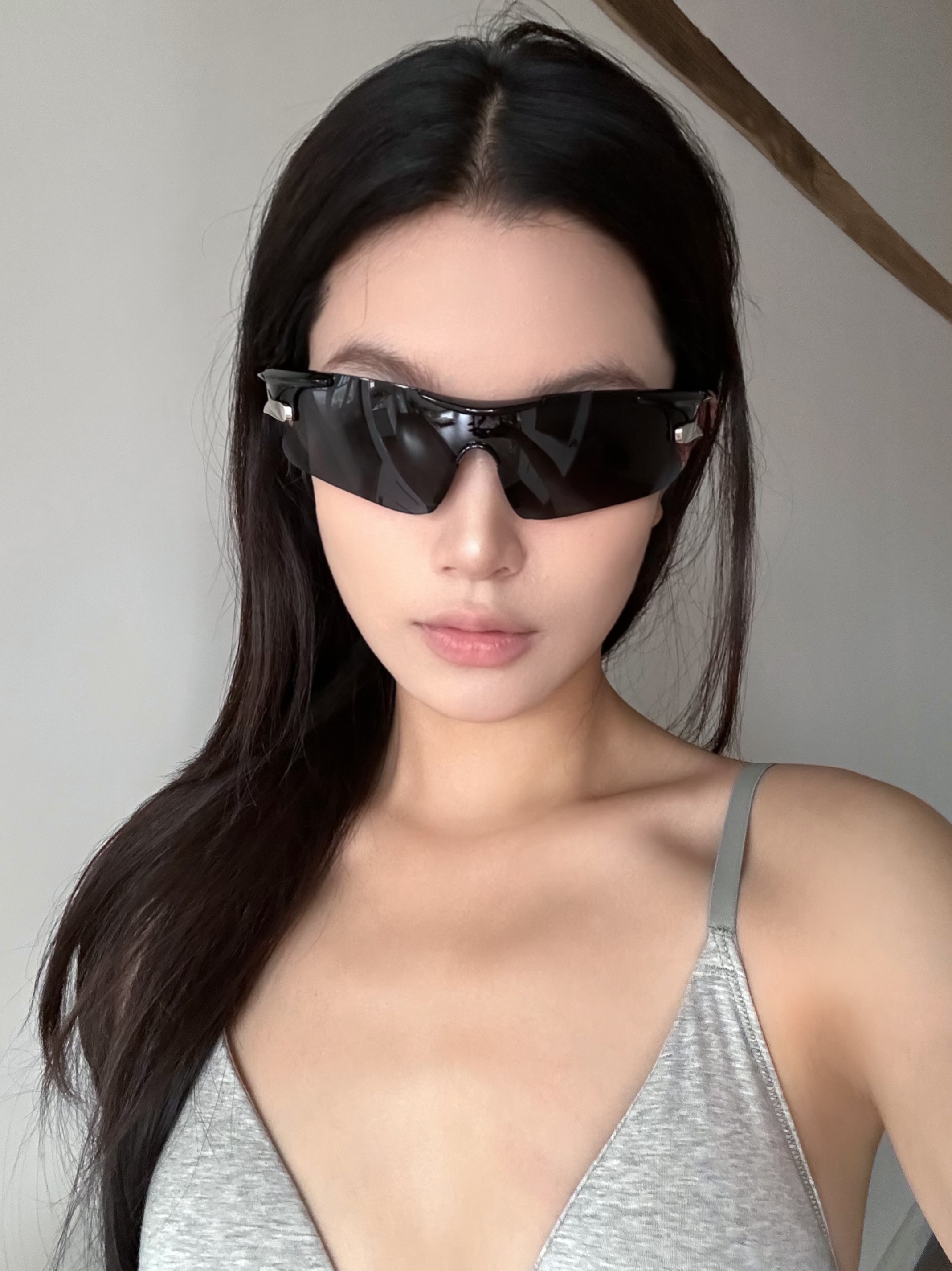 Unisex Outdoor Sports Sunglasses for Cycling - Windproof, UV Protection, European and American Style, Perfect for Active Adventures Unisex Outdoor Sports Sunglasses for Cycling - Windproof, UV Protection, European and American Style, Perfect for Active Adventures