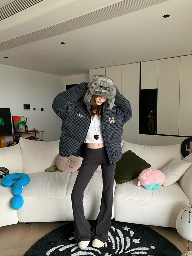 Unisex Stand Collar Embroidered Plaid Cotton Jacket - Casual Loose Fit Puffer Coat for Winter, American Style Fashion Unisex Stand Collar Embroidered Plaid Cotton Jacket - Casual Loose Fit Puffer Coat for Winter, American Style Fashion