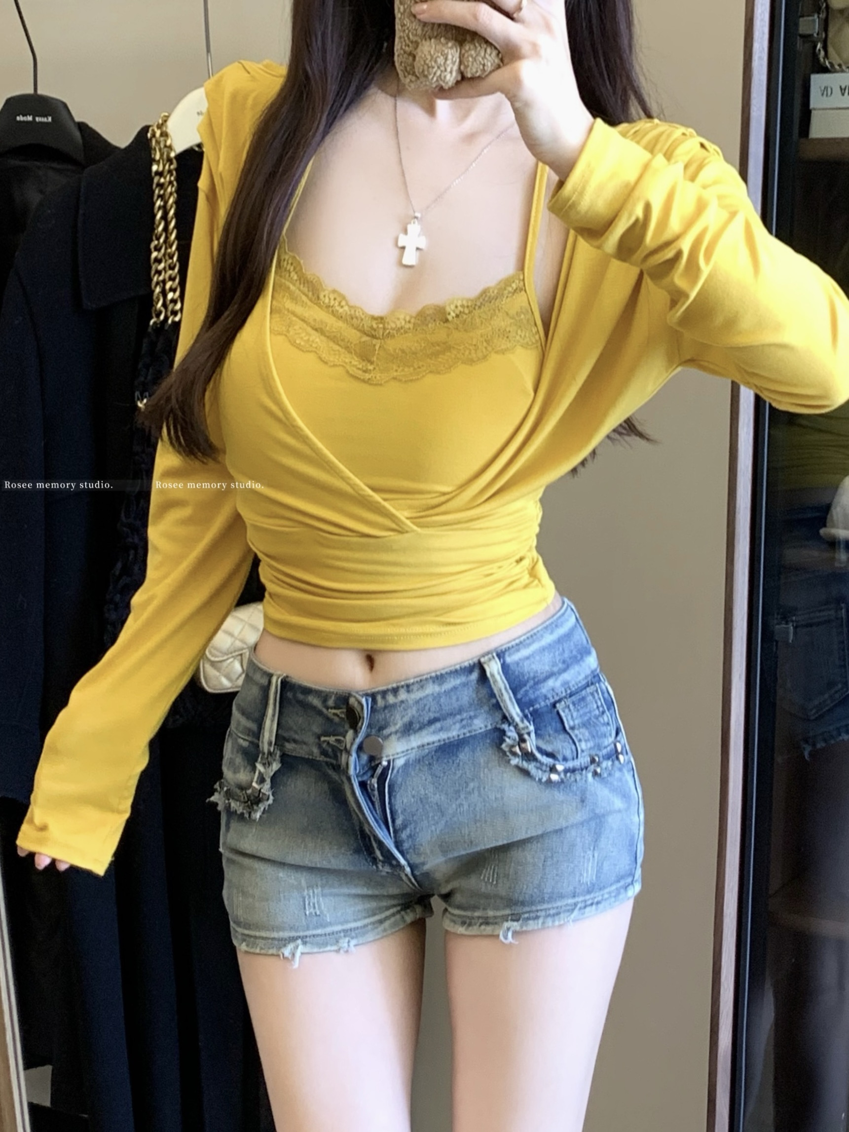 V-neck Lace Camisole Two-Piece Set - Y2K Spicy Girl Jazz Dance Outfit with Waist-Cinching Long Sleeve Top