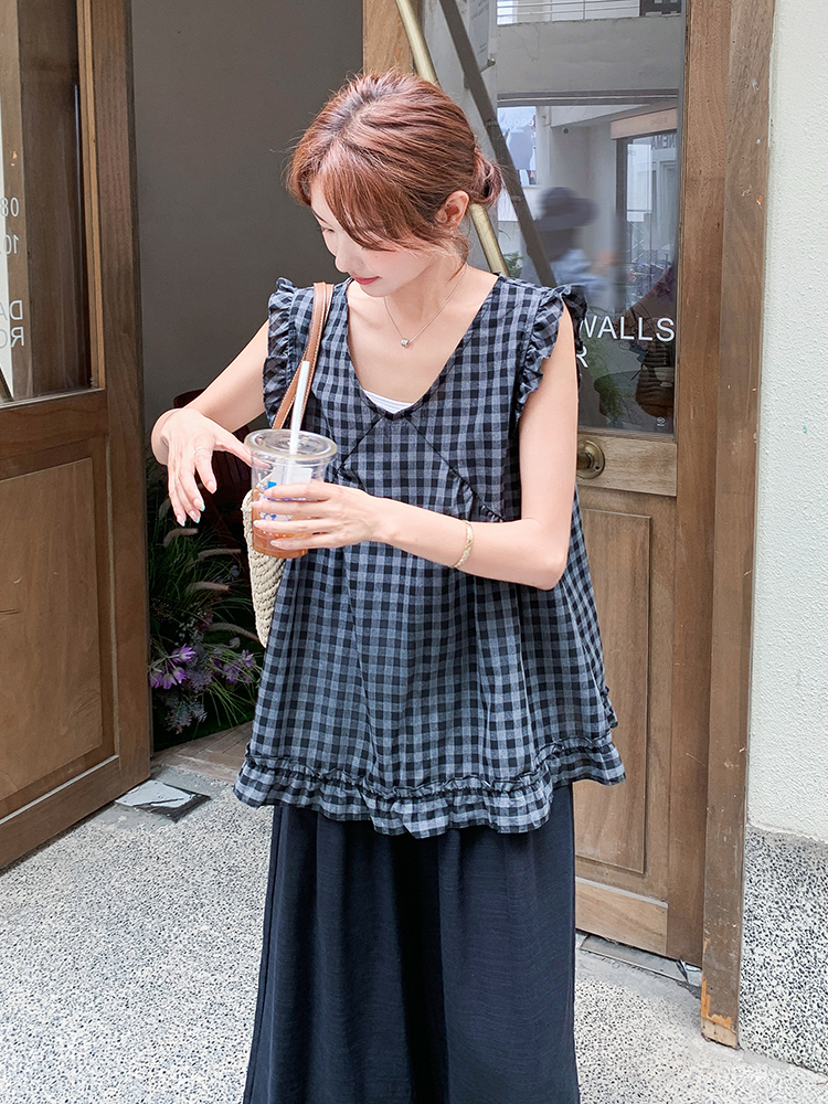 V-Neck Plaid Sleeveless Tank Top & Wide-Leg Pants Two-Piece Set for Women – Summer Casual Outfit, Age-Reducing Style, Relaxed Fit V-Neck Plaid Sleeveless Tank Top & Wide-Leg Pants Two-Piece Set for Women – Summer Casual Outfit, Age-Reducing Style, Relaxed Fit