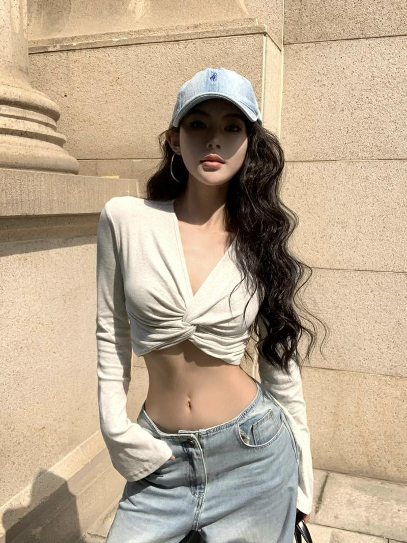 V-Neck Twisted Crop Long Sleeve T-Shirt for Women - Spicy Girl Style K-Pop Jazz Dance Top V-Neck Twisted Crop Long Sleeve T-Shirt for Women - Spicy Girl Style K-Pop Jazz Dance Top