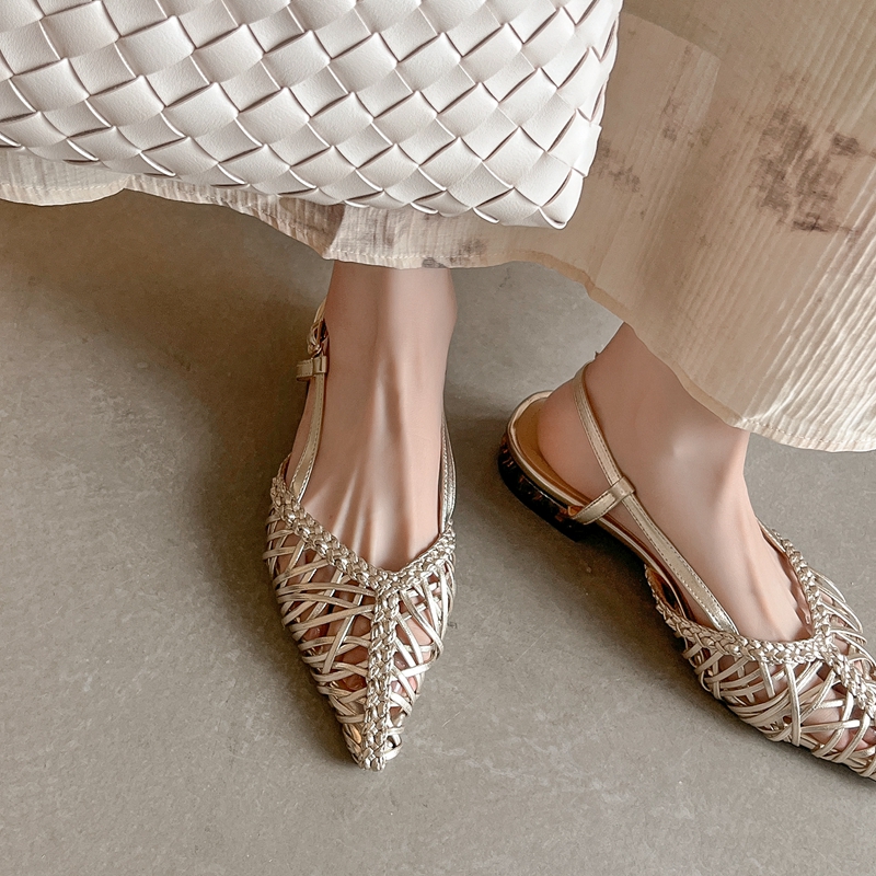 Vacation Style Woven Beach Shoes - Summer Hollow Breathable Pointed Toe Roman Flat Sandals for Women - Trendy Island Forest Design Vacation Style Woven Beach Shoes - Summer Hollow Breathable Pointed Toe Roman Flat Sandals for Women - Trendy Island Forest Design