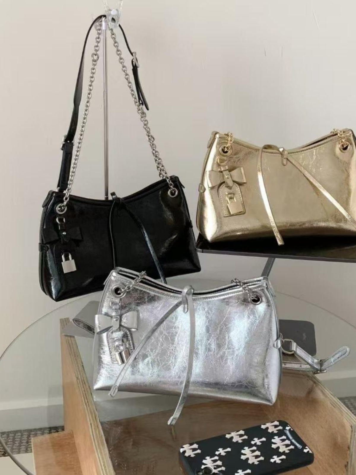 Versatile Bow Knot Lock Design Bucket Bag - Fashionable Commuter Shoulder Crossbody Tote for Women - 2025 Style Versatile Bow Knot Lock Design Bucket Bag - Fashionable Commuter Shoulder Crossbody Tote for Women - 2025 Style