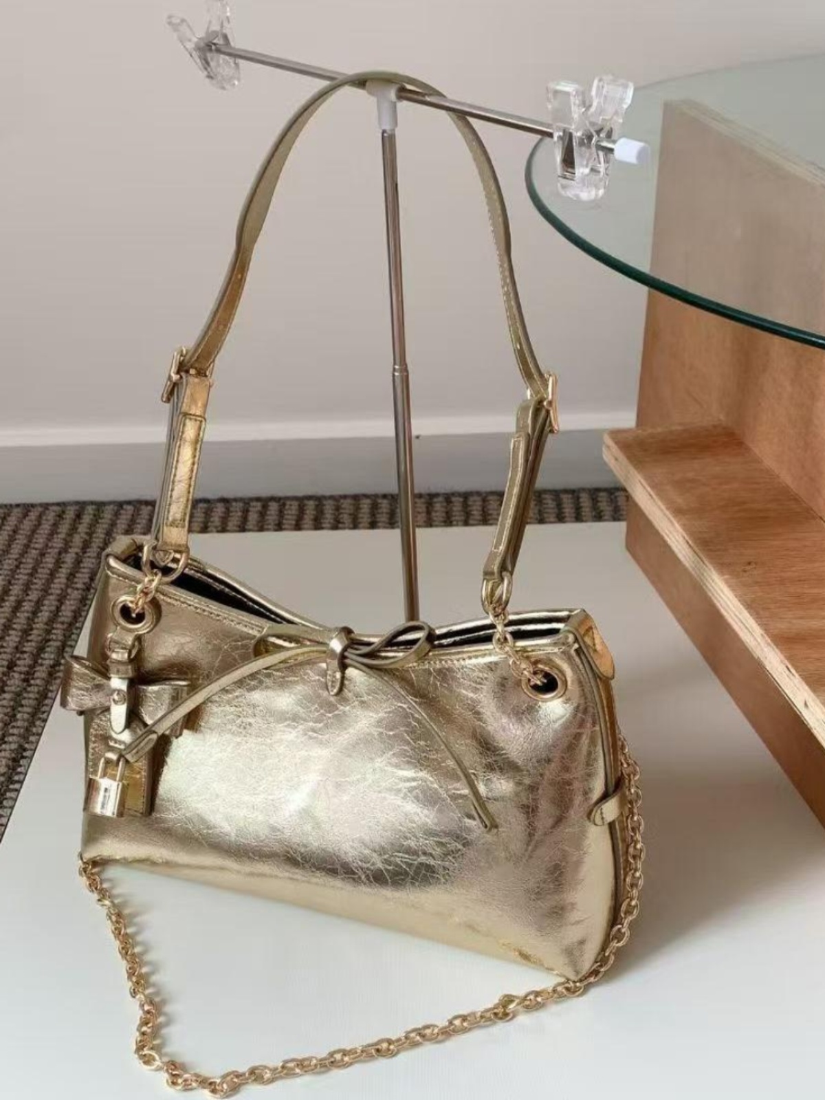 Versatile Bow Knot Lock Design Bucket Bag - Fashionable Commuter Shoulder Crossbody Tote for Women - 2025 Style