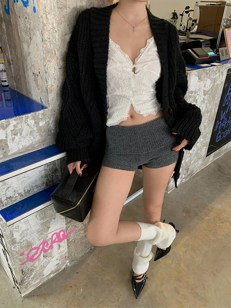 Versatile Dark Blue Oversized Sweater Coat for Women - Thick Knitted Cardigan for Autumn and Winter Fashion Versatile Dark Blue Oversized Sweater Coat for Women - Thick Knitted Cardigan for Autumn and Winter Fashion